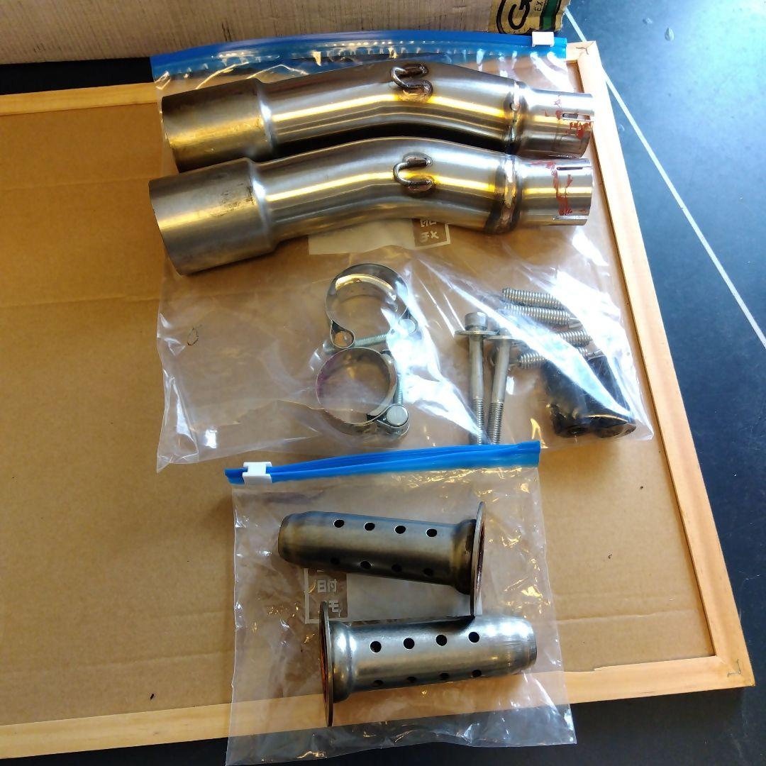 ホーネット900マフラー