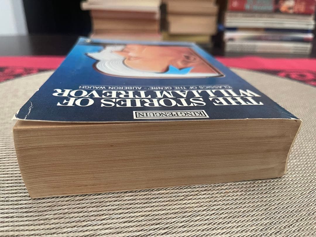 希少　The Stories of William Trevor