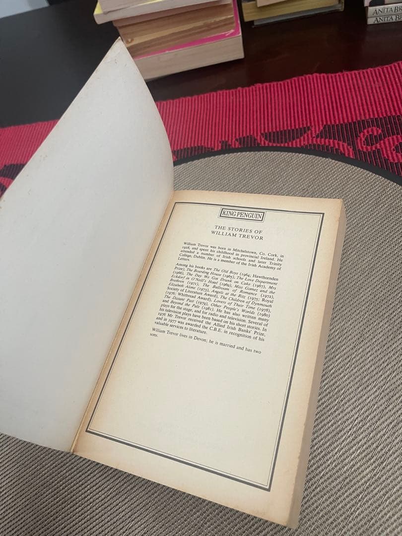 希少　The Stories of William Trevor