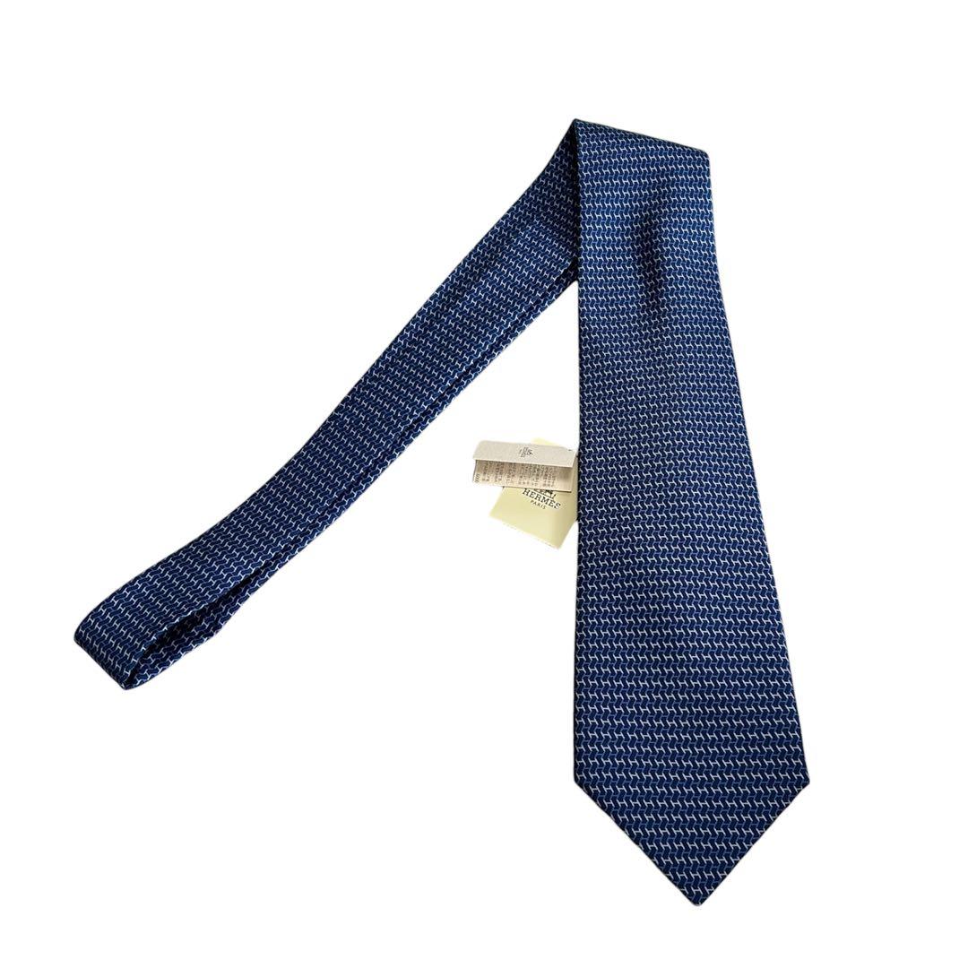 新品タグ付　HERMES エルメス　ネクタイ　H柄　高級シルク　ネイビー　ブルー