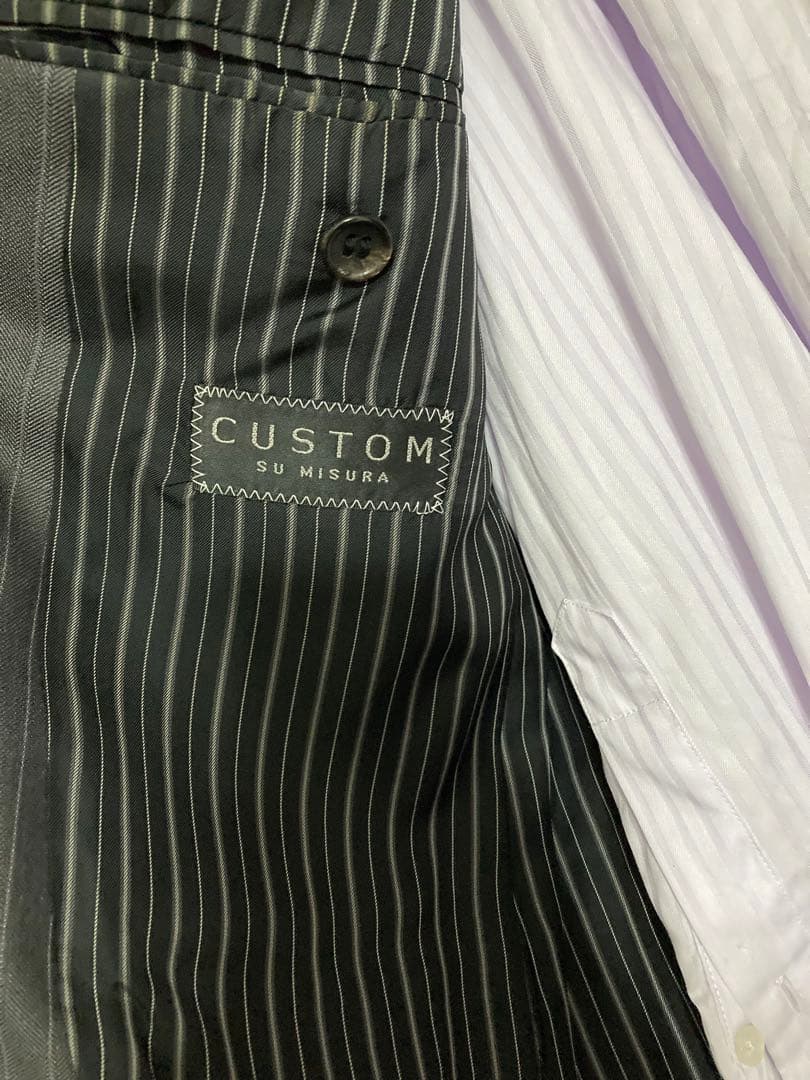 【美品】週末値下げ価格❗️ロロピアーナ　スリーピース　グレーストライプスーツ