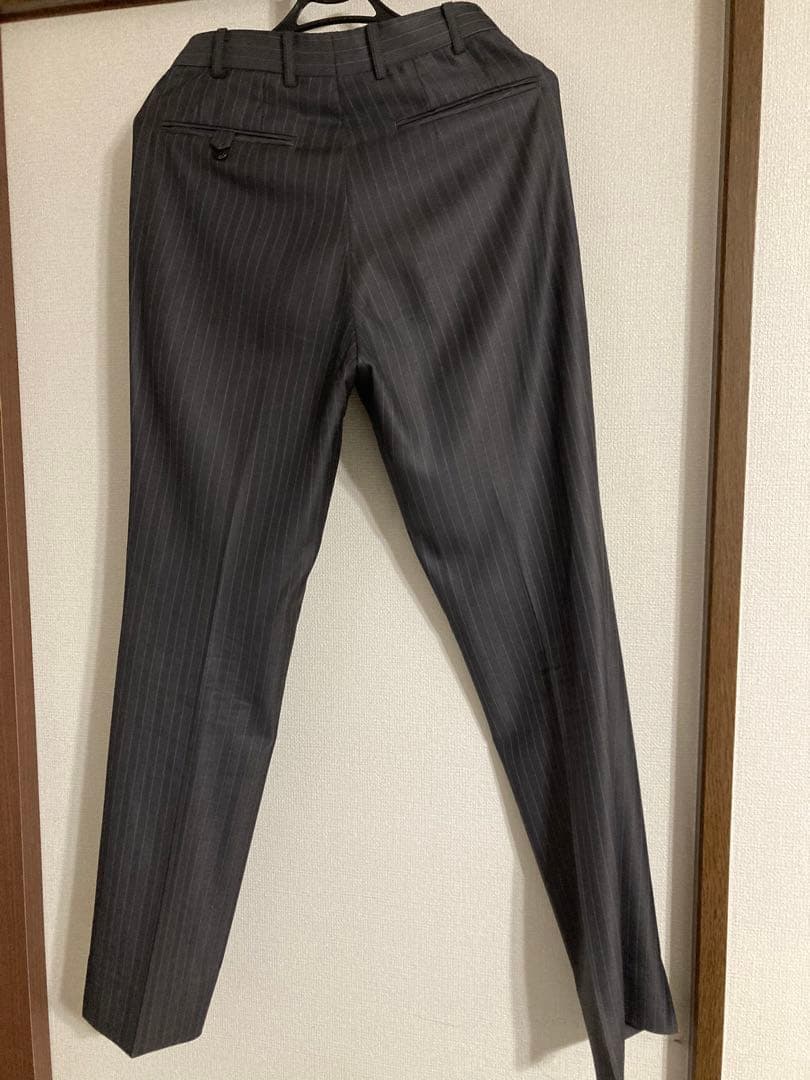 【美品】週末値下げ価格❗️ロロピアーナ　スリーピース　グレーストライプスーツ