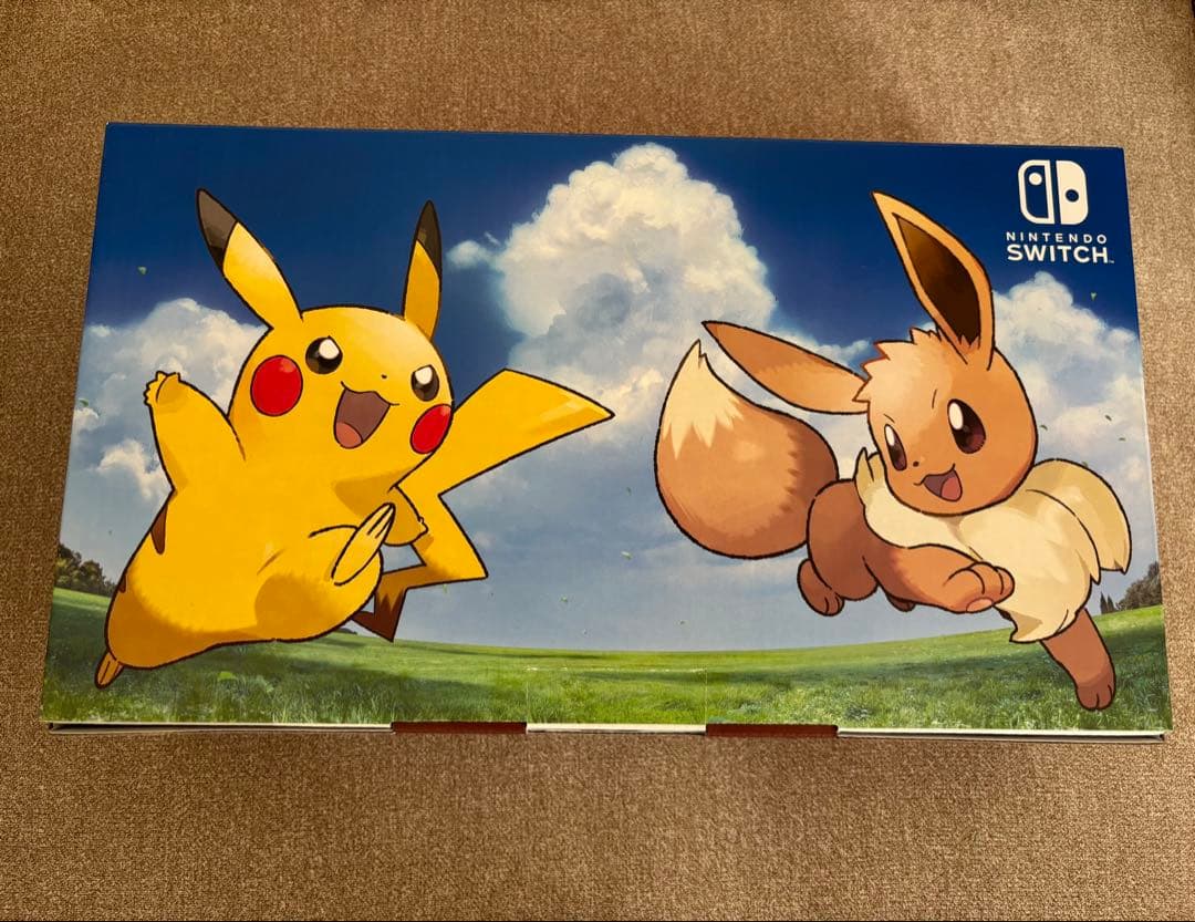 【microSDカード256GB付き】ニンテンドーSwitch本体　ピカブイ