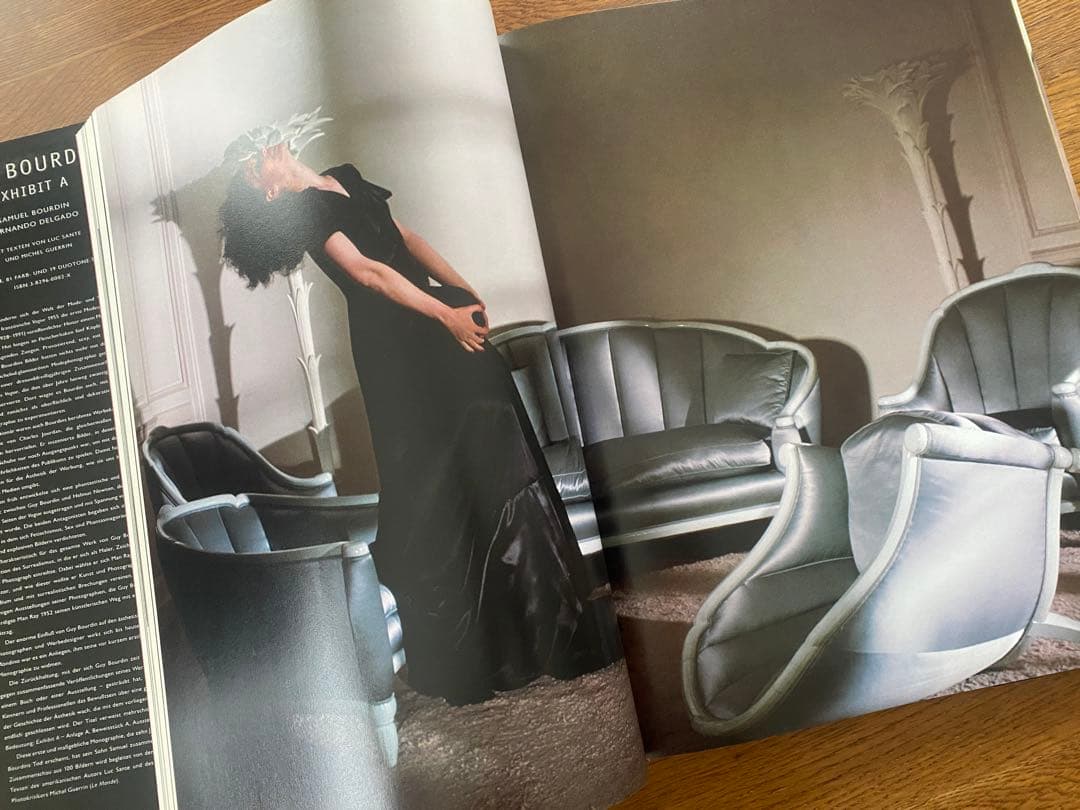 ギイ・ブルダン 写真集『Guy Bourdin: Exhibit A』