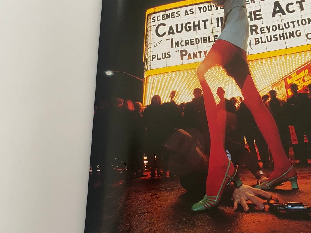 ギイ・ブルダン 写真集『Guy Bourdin: Exhibit A』