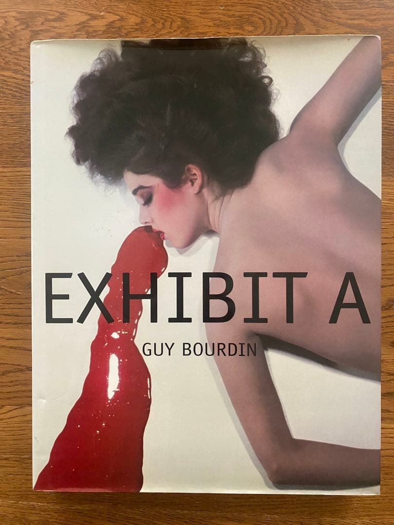 ギイ・ブルダン 写真集『Guy Bourdin: Exhibit A』
