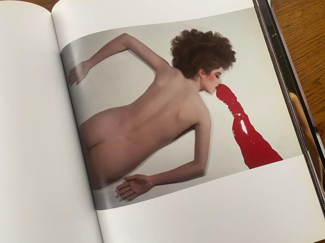 ギイ・ブルダン 写真集『Guy Bourdin: Exhibit A』