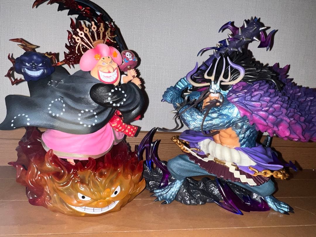 ワンピース カイドウ ビッグ マム フィギュア 覇海