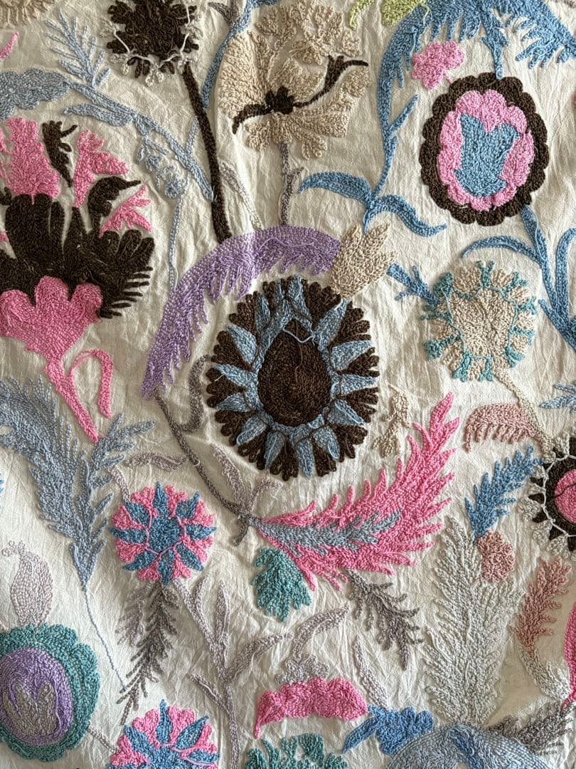 「新品未使用」　スザニ刺繍　スザニ　インドスザニ　手刺繍　インド　一点もの