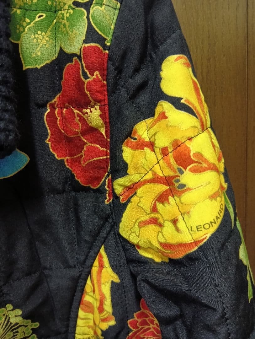 レオナール　カラフル花柄キルティングジャケット