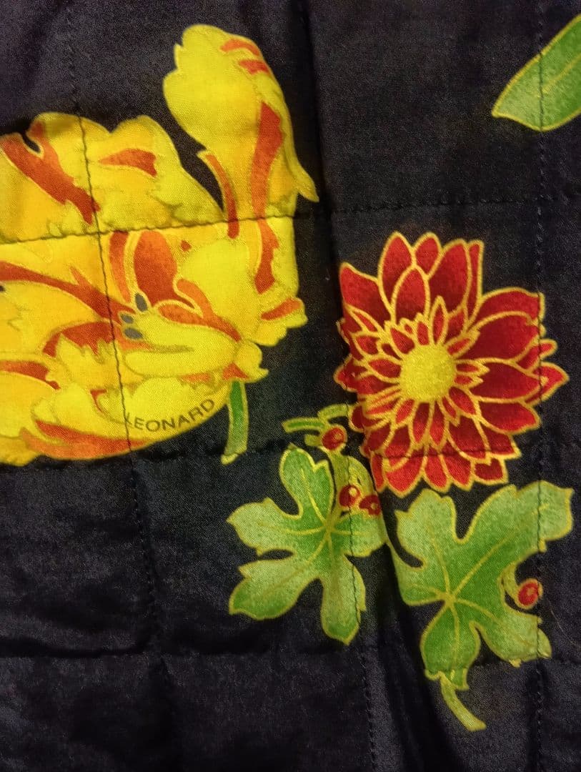 レオナール　カラフル花柄キルティングジャケット