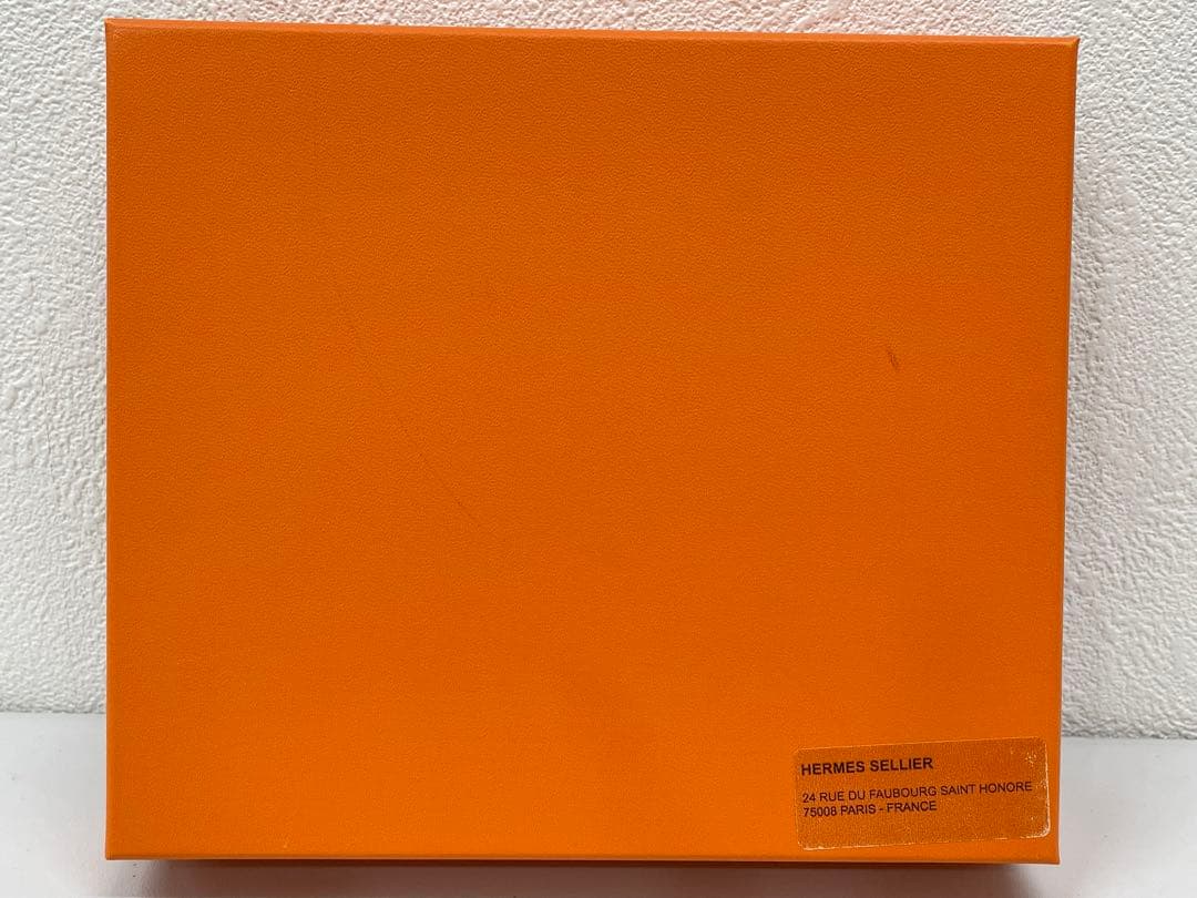 【新品未使用】　エルメス アッシュデコ 丸型プレート 14cm ブラックペア