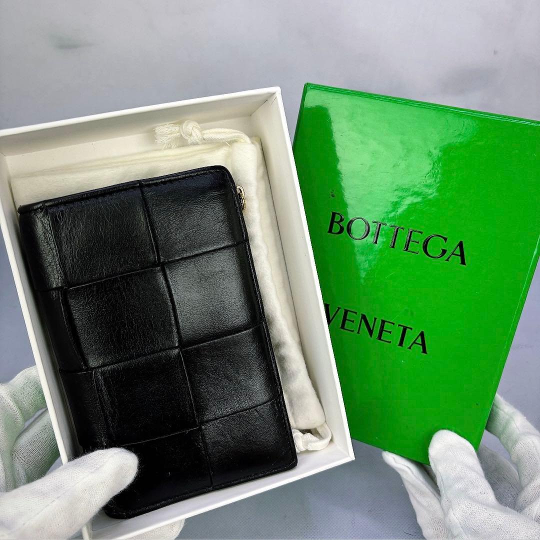 BOTTEGA VENETA 財布 2つ折り ミディアム カセット