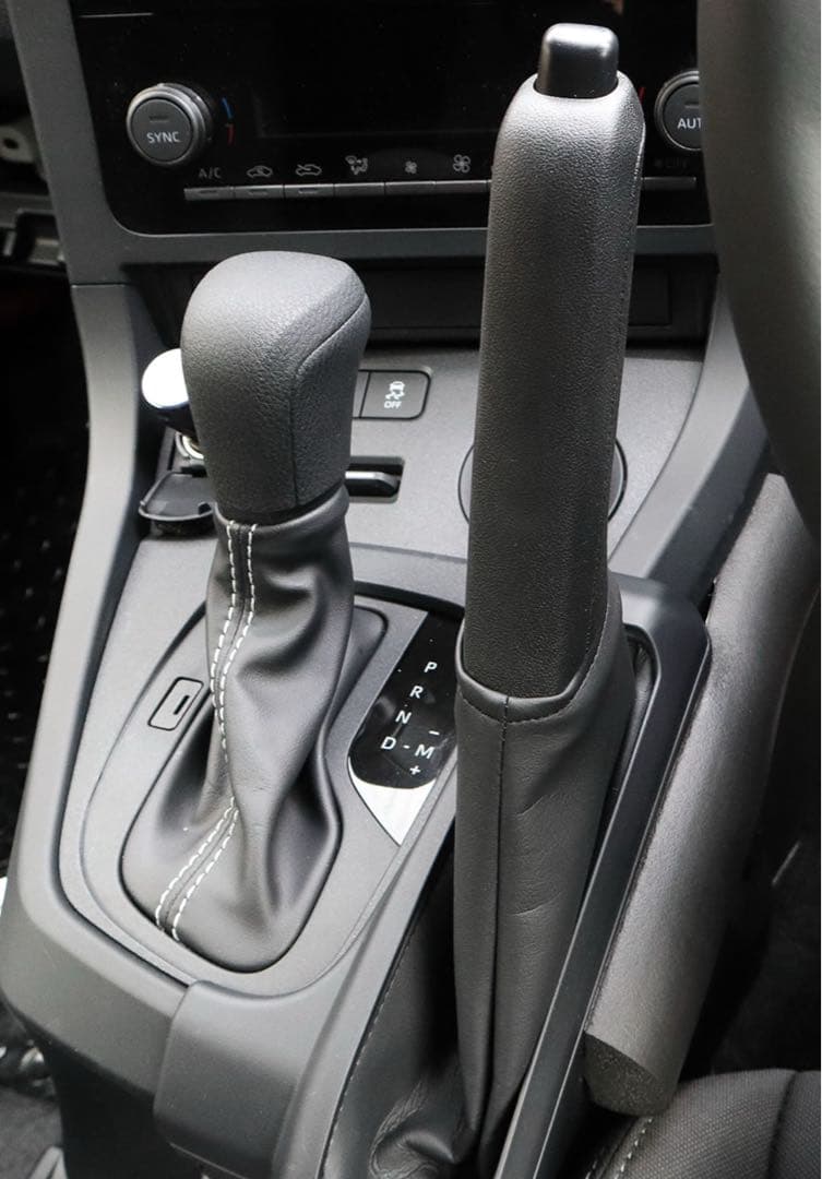 GRヤリス縦引き純正センターコンソールカバー、サイドブレーキカバー、ブーツ3点