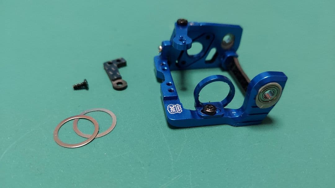 ミニッツ用　　 [LM]アルミモーターマウント(R246)