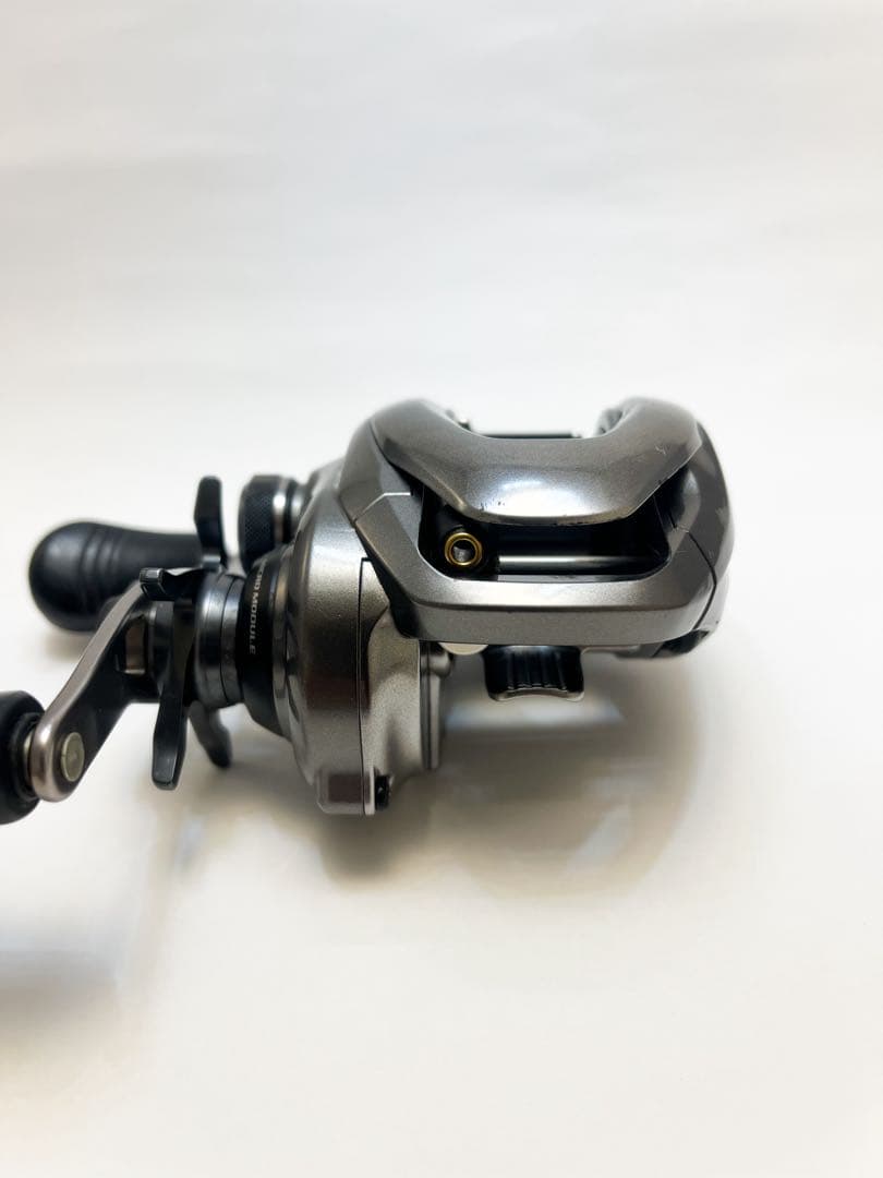 Shimano 15メタニウムDC 右ハンドル 後期型