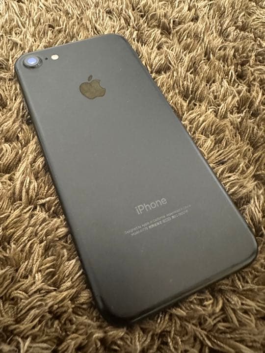 コンピュータ・IT iPhone 7  128GB