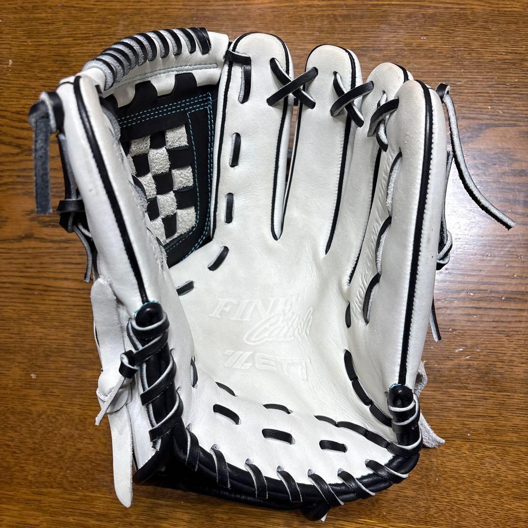 ZETT FINALEDGE 軟式グローブ ホワイト/ブラック