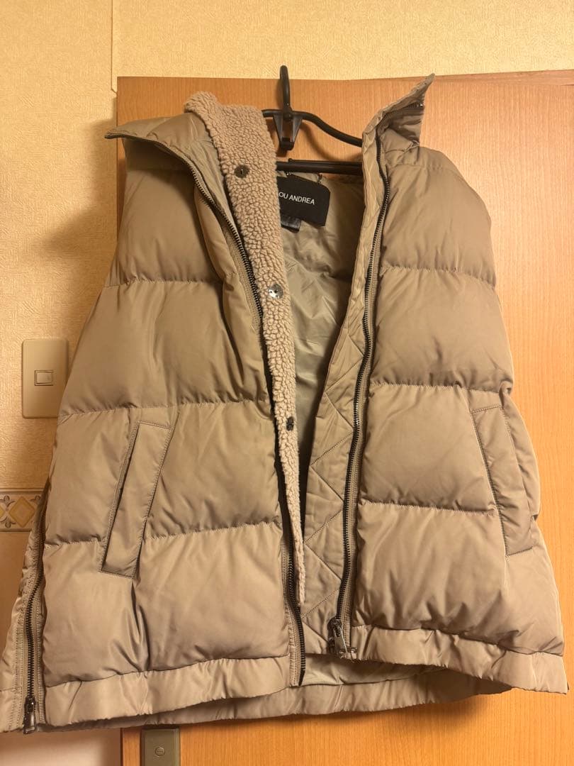 アパルトモン　ルーアンドレア　ダウンベスト　ベージュ