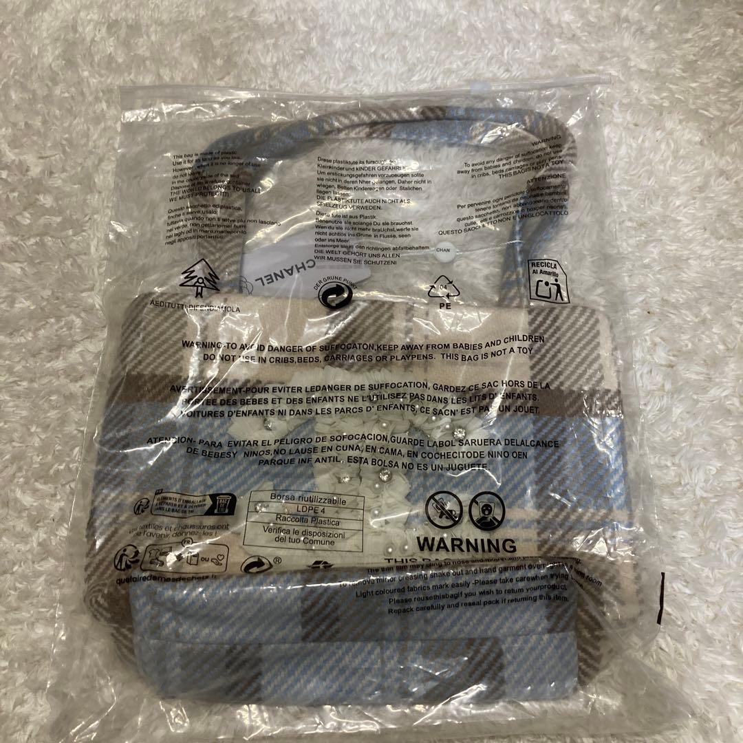 CHANEL チェック柄トートバッグ　シフォン　水色