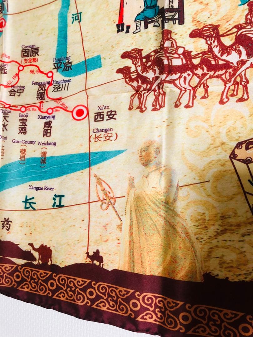 じゅんじゅんさん様用　敦煌シルク製シルクロード地図大判壁掛け (シルク100%