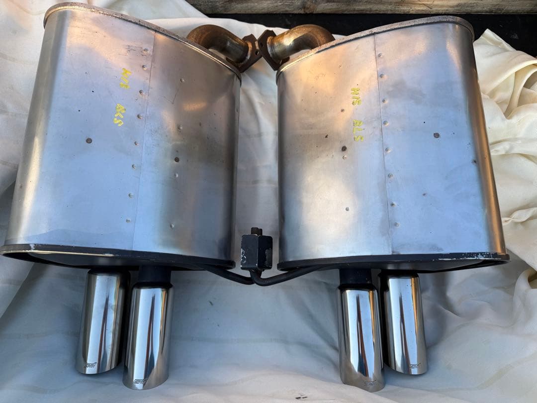 スバル　レガシーBL5 STIマフラー