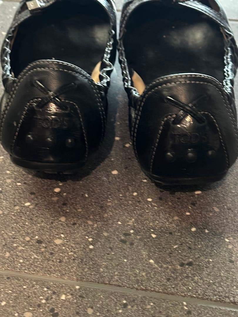 トッズ❇︎綺麗めシューズ24.5 cmです❇︎