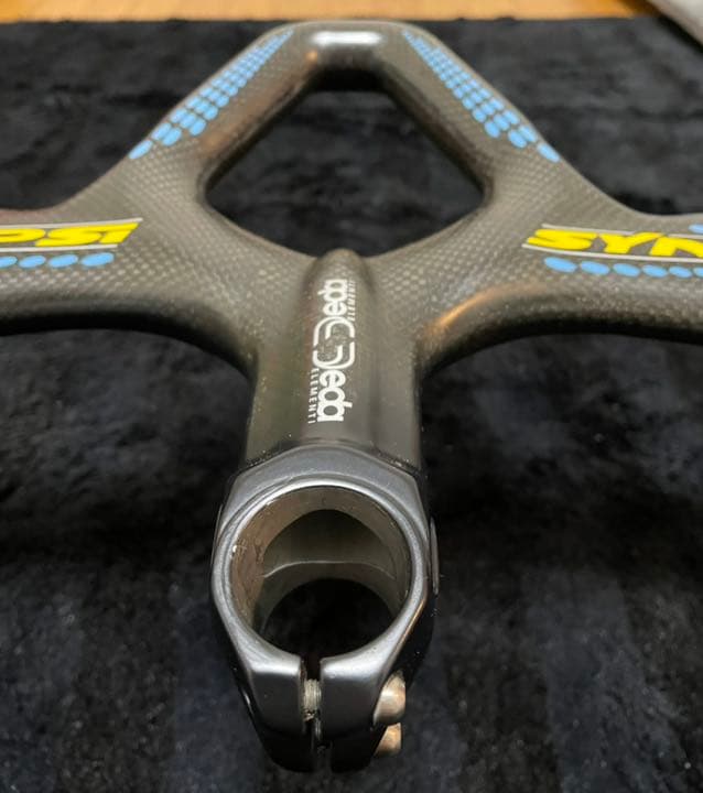 ○希少　デダCarbonシナプシ