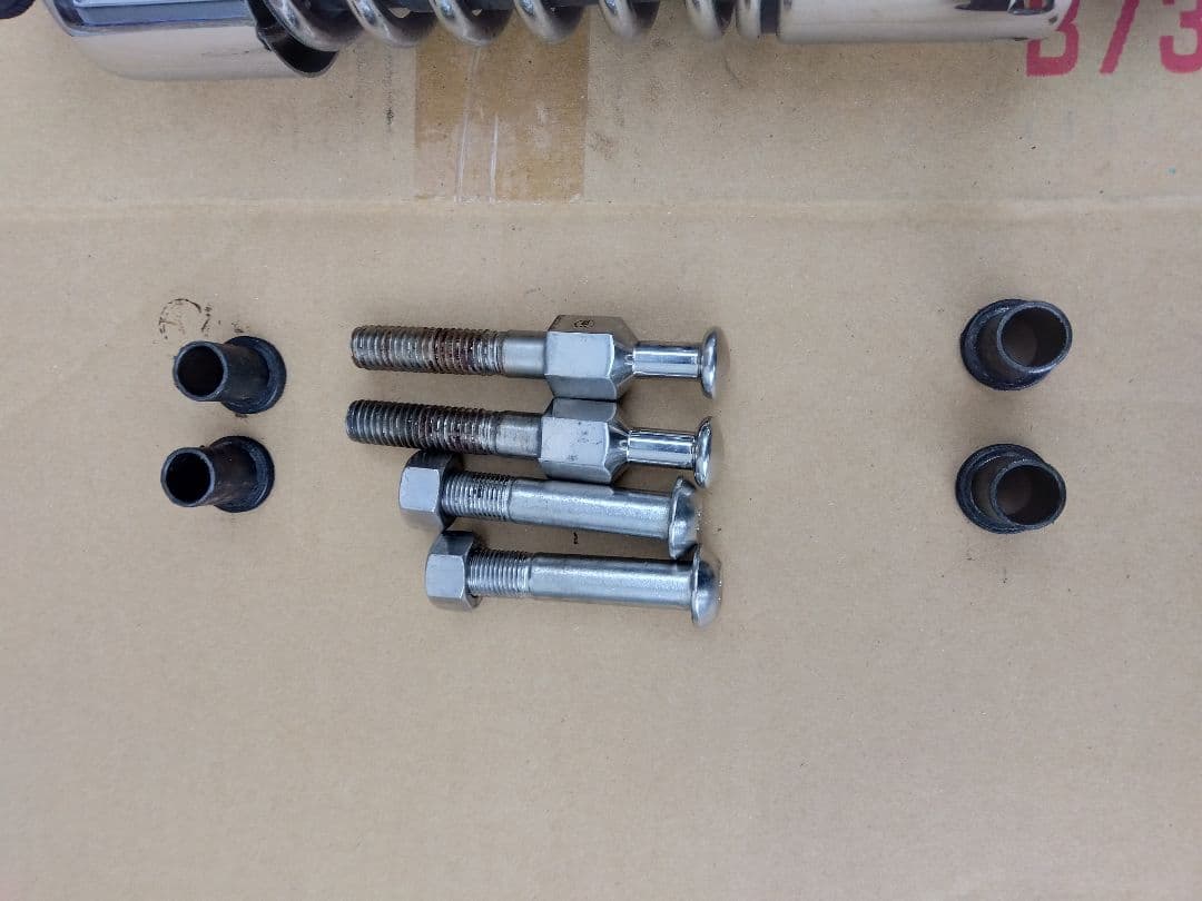 プログレッシブ 412-4062　04〜スポーツスター１１インチリアショック