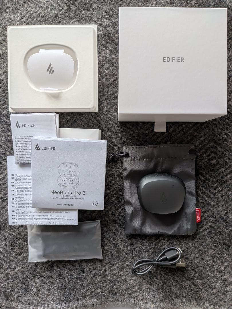 【美品】Edifier NeoBuds Pro3　完全ワイヤレスイヤホン