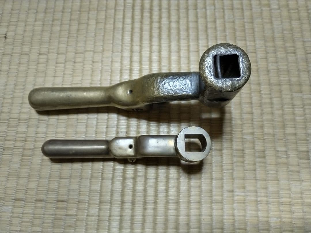 ブレーキハンドル二本