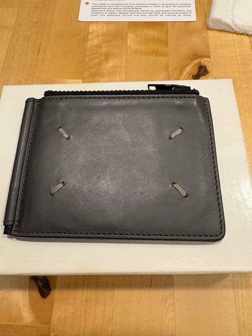 メゾンマルジェラ　折り財布　マネークリップ　灰色