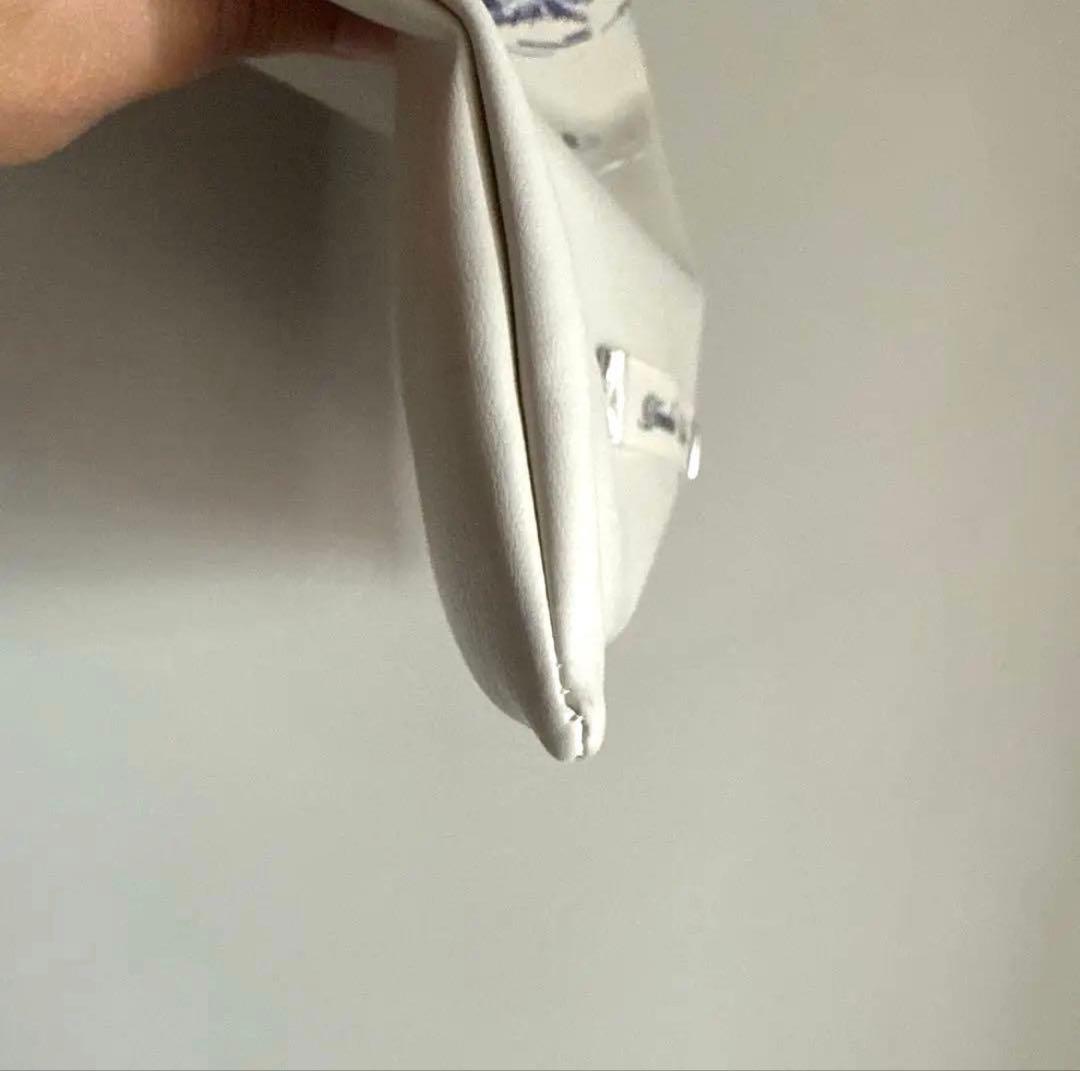 むぎ様　tanakadaisuke タナカダイスケ　刺繍レザーバッグ