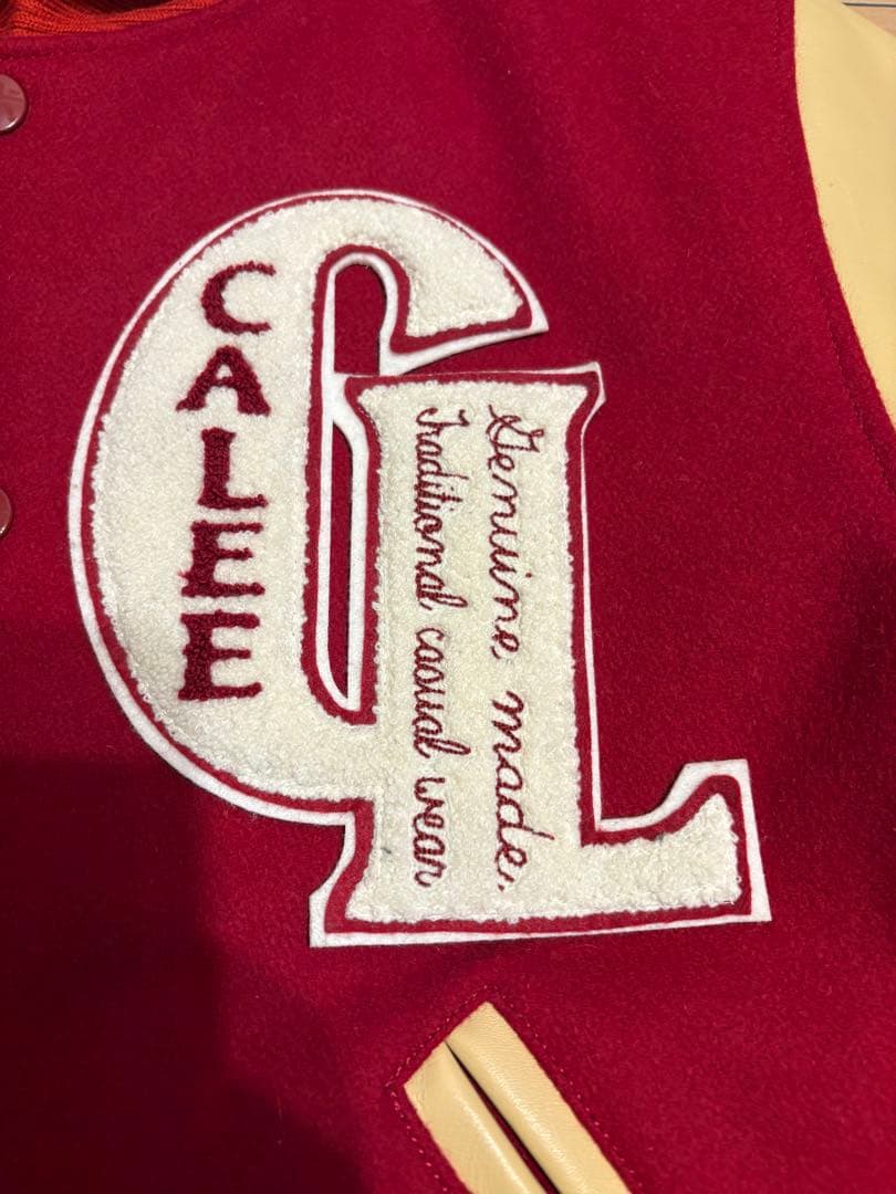 CALEE スタジャン 赤/ベージュ