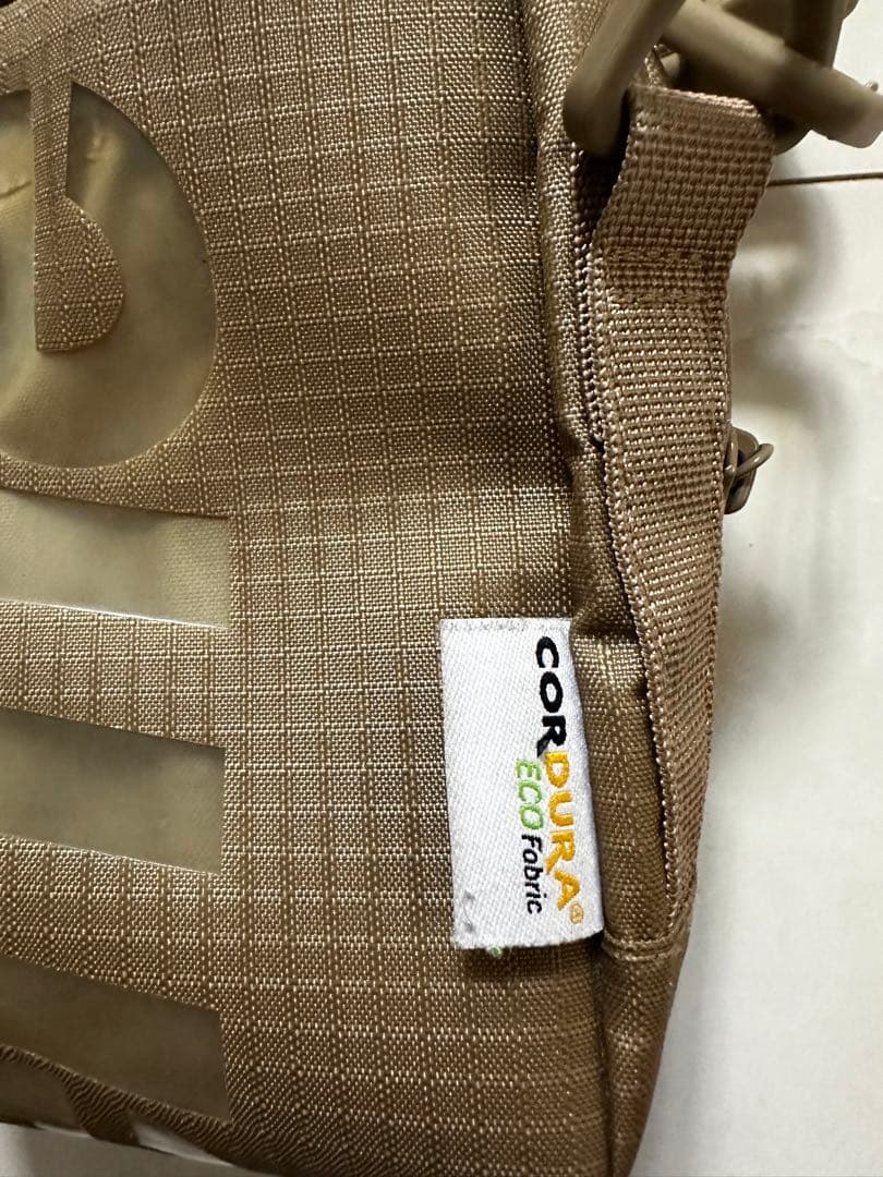 SUPREME シュプリームNeck Pouch ロゴナイロンショルダーバッグ