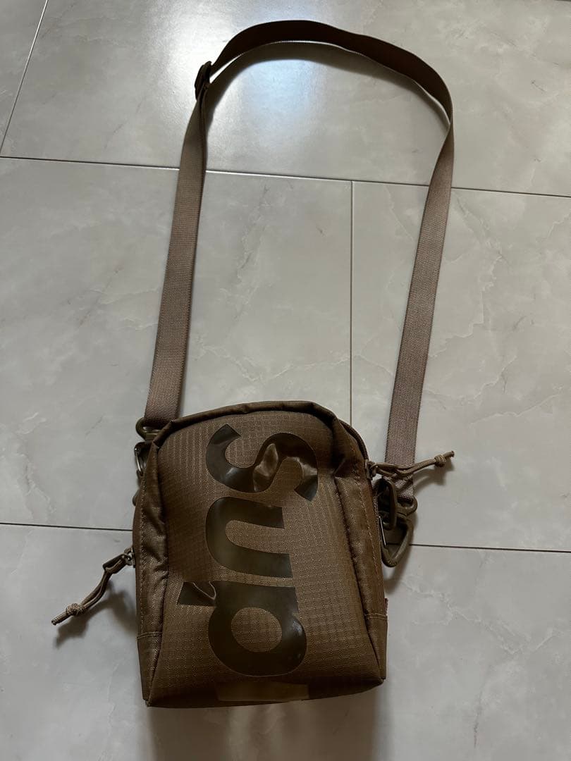SUPREME シュプリームNeck Pouch ロゴナイロンショルダーバッグ