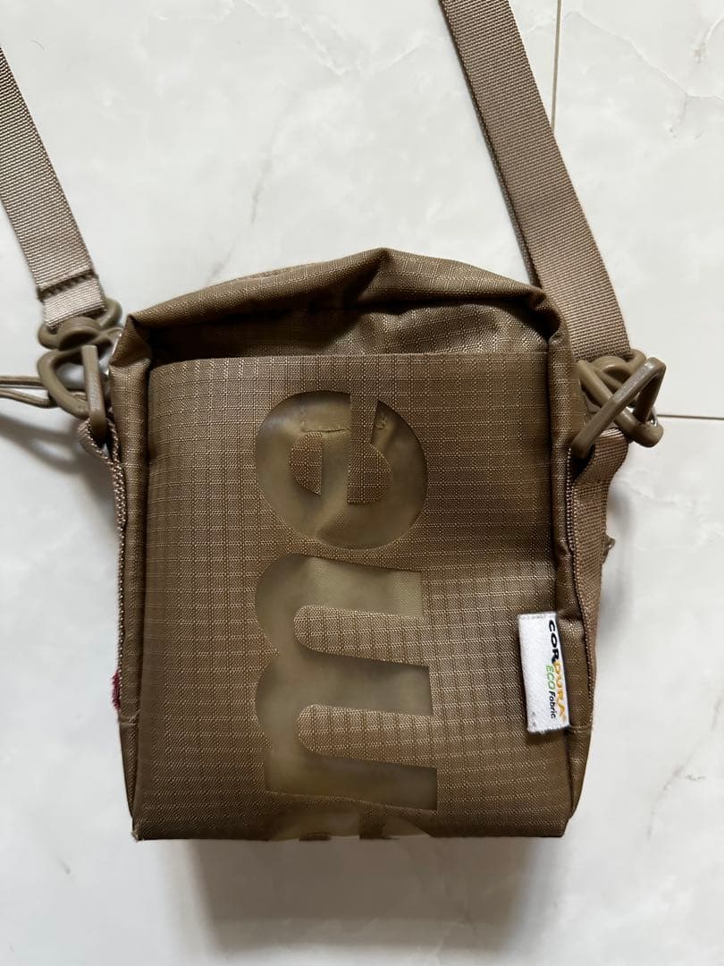 SUPREME シュプリームNeck Pouch ロゴナイロンショルダーバッグ