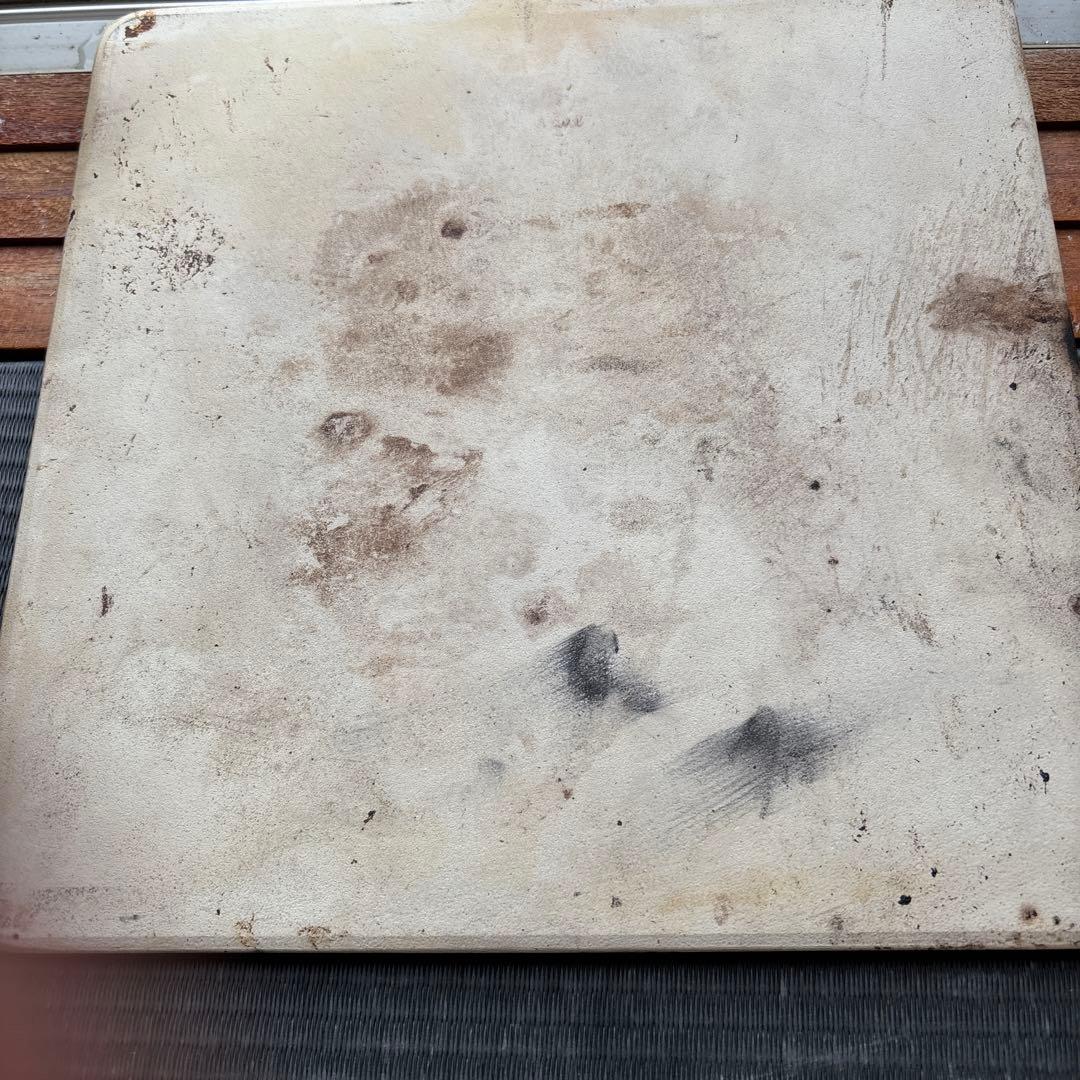 ピザ窯 ボーノ 燃料ペレット箱に入るだけサービスします！