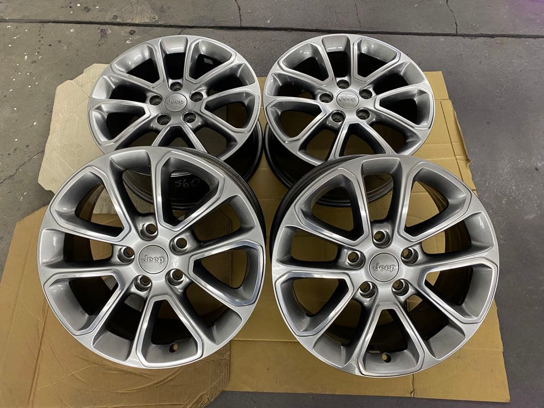 だ*い様 Jeep 18インチ 5スポークホイール 8J