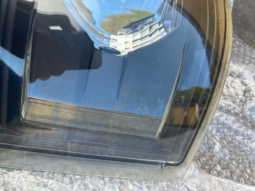 ひ*ろ様 ハイエース3型　ヘッドライト中古品