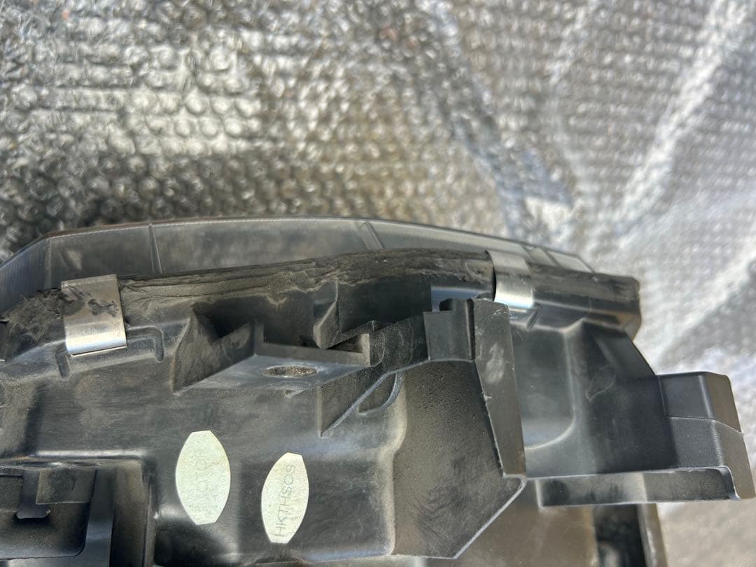 ひ*ろ様 ハイエース3型　ヘッドライト中古品