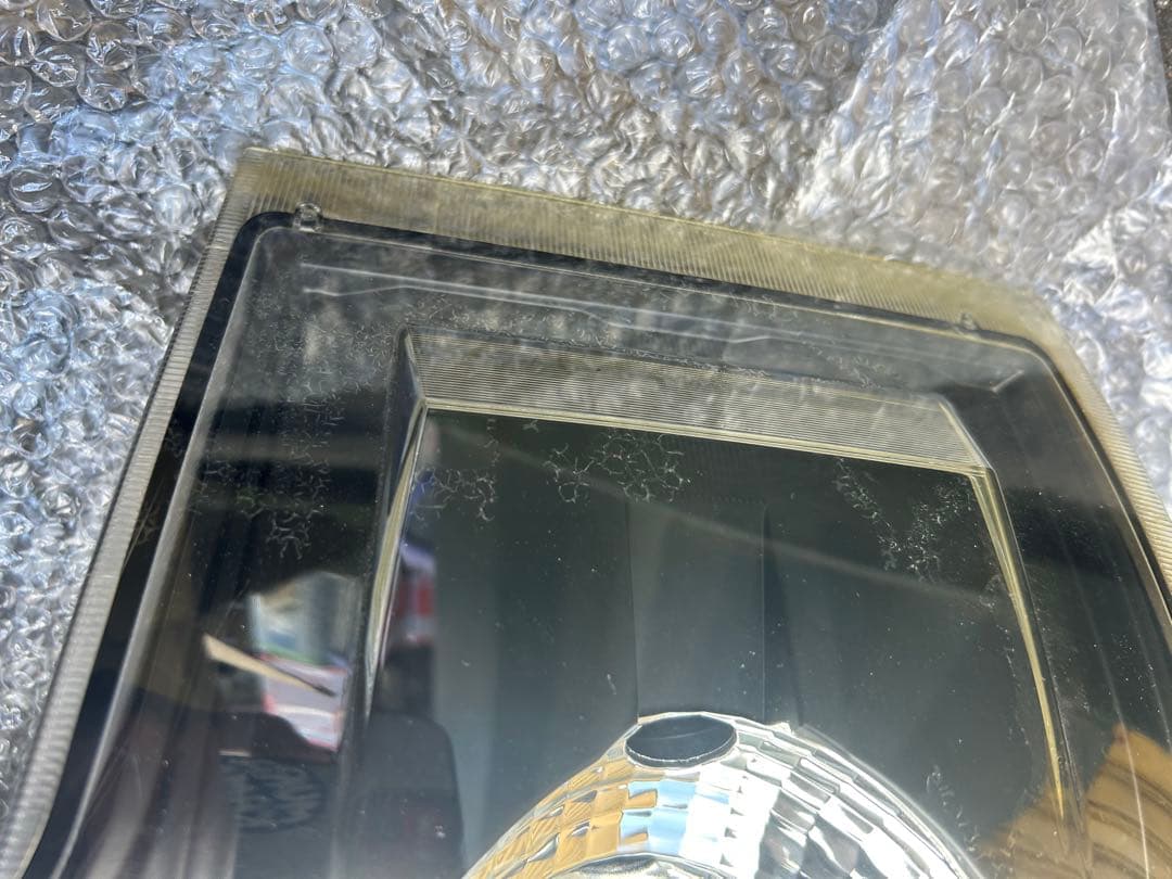 ひ*ろ様 ハイエース3型　ヘッドライト中古品