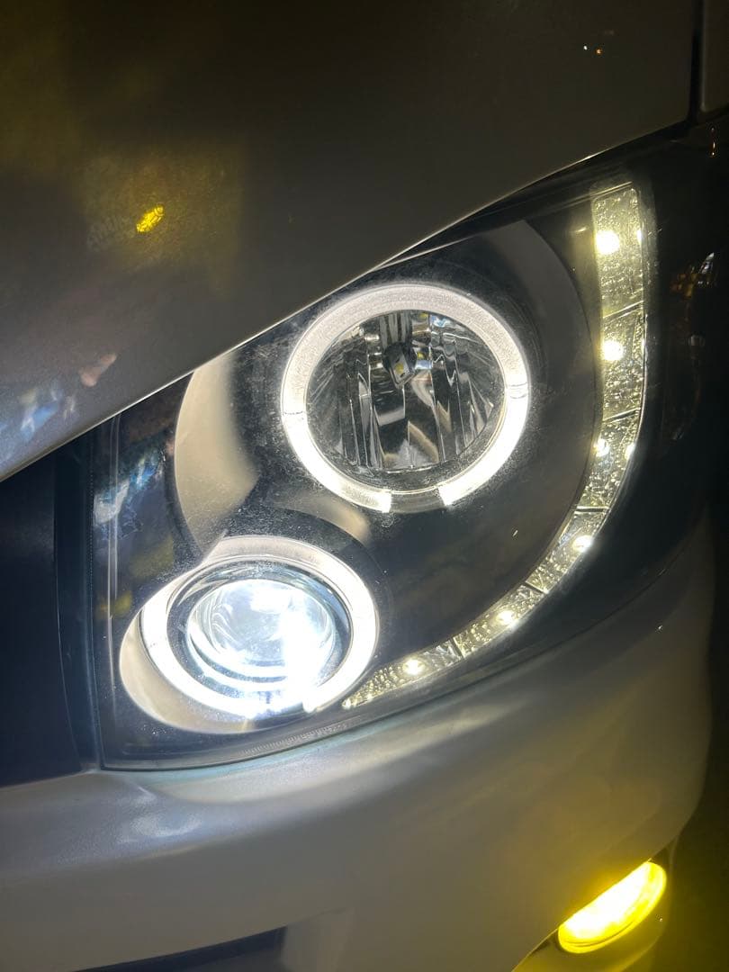 ひ*ろ様 ハイエース3型　ヘッドライト中古品