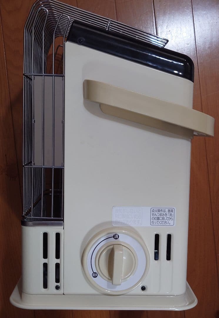 Iwataniイワタニでか暖　カセットガスストーブ CB-STV-DKD WH