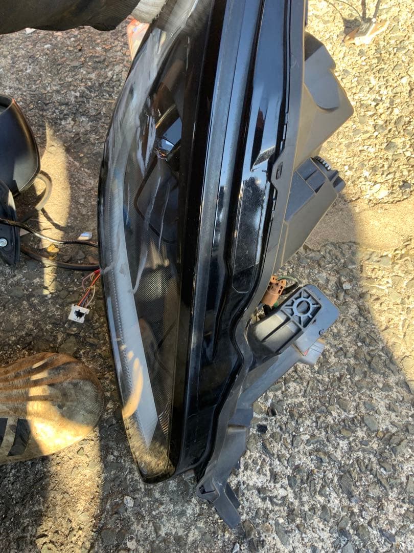 ジャンク　トヨタ86 GR86 純正ヘッドライト 右側