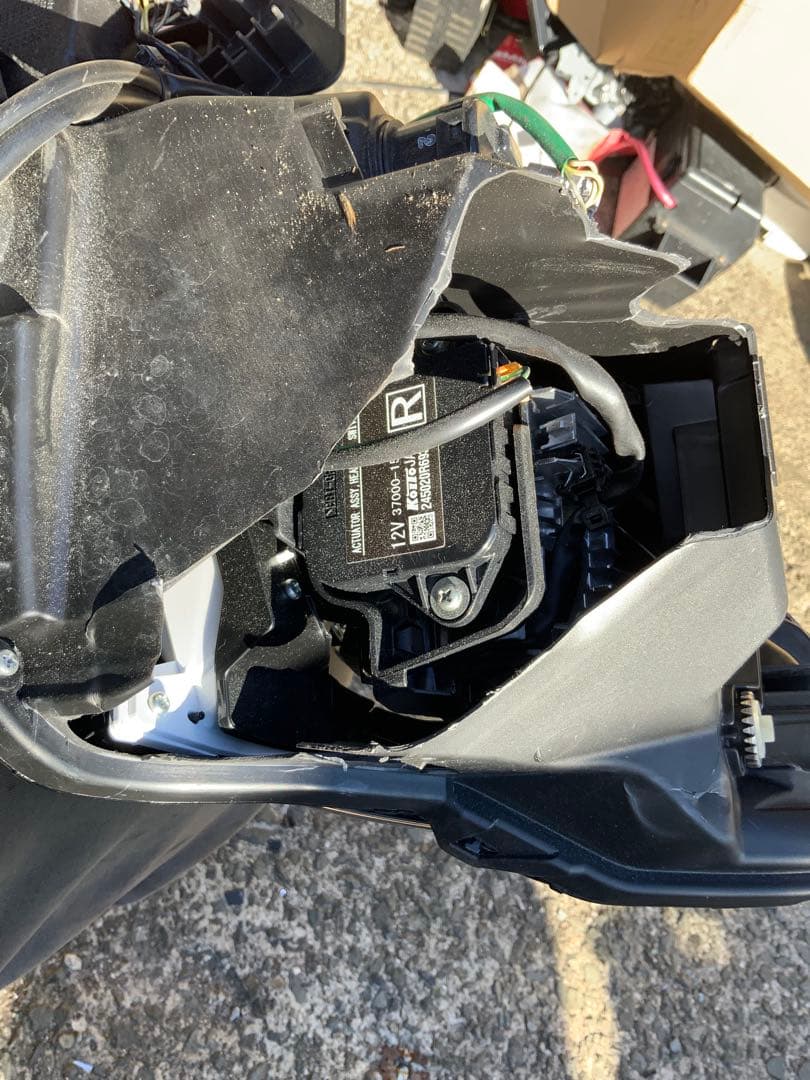 ジャンク　トヨタ86 GR86 純正ヘッドライト 右側