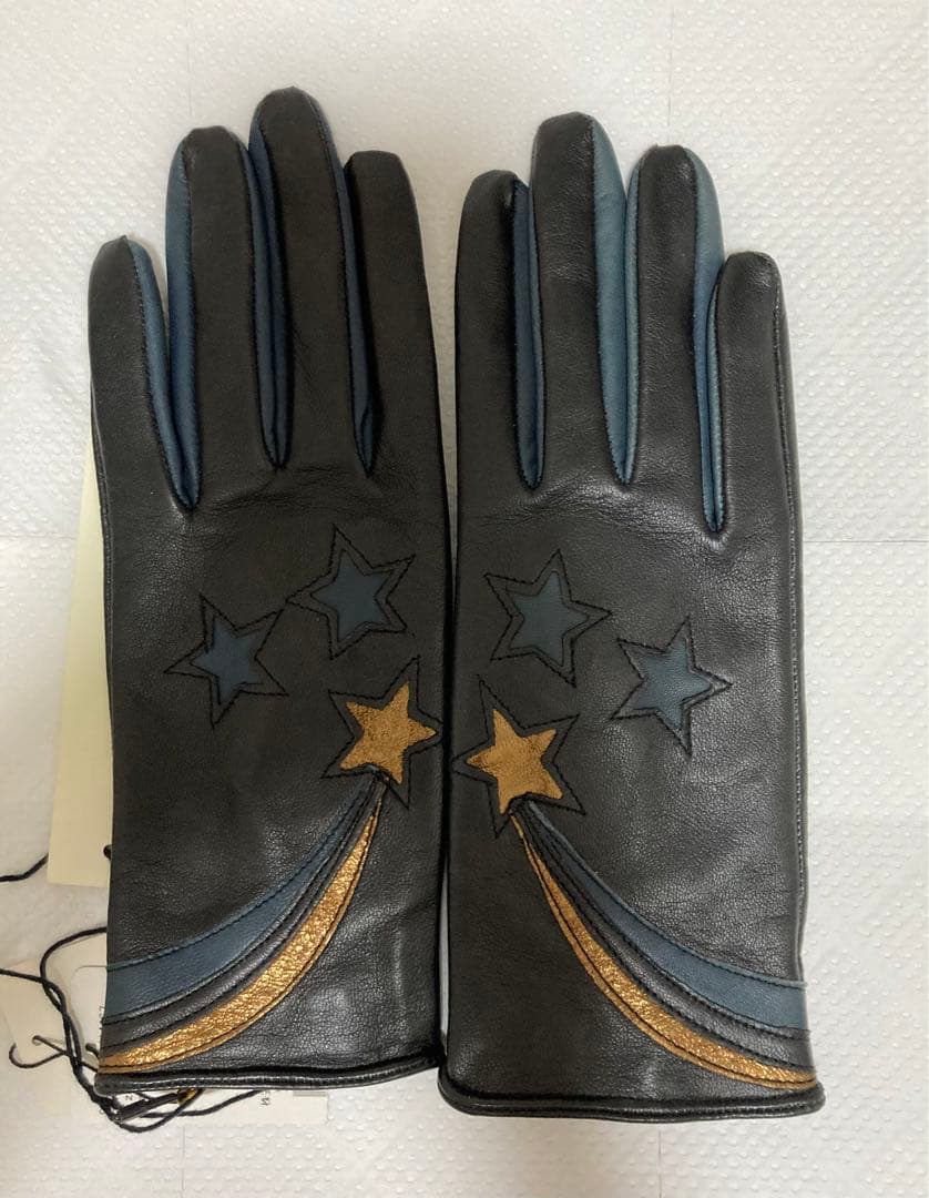 ✴︎mi✴︎ rika レザーグローブ 手袋 星 スター リカ