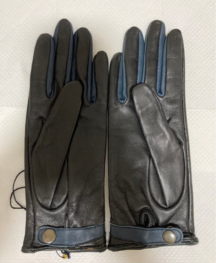 ✴︎mi✴︎ rika レザーグローブ 手袋 星 スター リカ