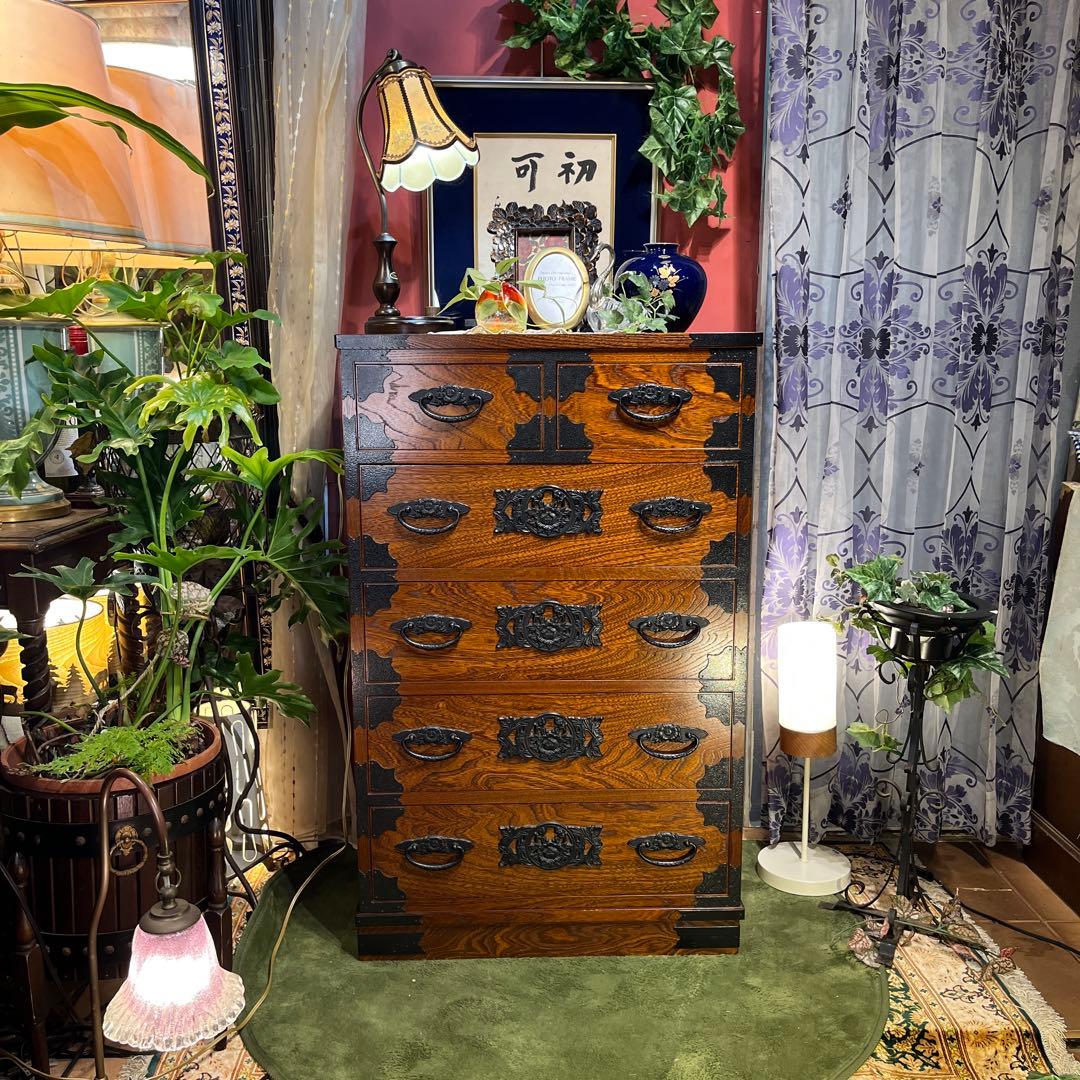 Sale 和製アンティーク　重厚感ある鉄器　　チェストキャビネット　民芸タンス