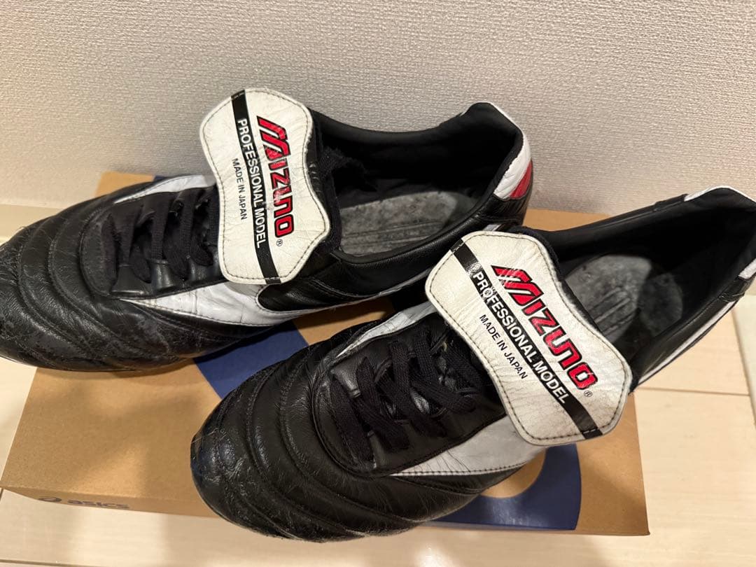 ミズノ　モレリア　29.0㎝